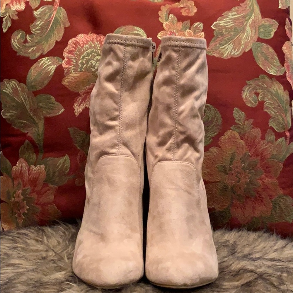 Wild Diva cream suede ankle boots